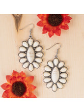 Load image into Gallery viewer, Squash Blossom Earrings
