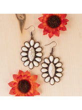 Load image into Gallery viewer, Squash Blossom Earrings
