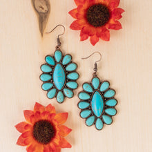 Load image into Gallery viewer, Squash Blossom Earrings
